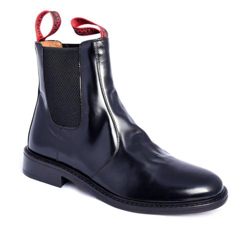 Sowerby Aldershot dealer boots in black polished leather, featuring a clean toe, elastic side gussets, pull tabs, and classic leather soles